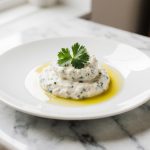 Baba Ganoush im Airfryer - Ein einfaches Rezept für perfekt gerösteten Auberginenaufstrich.