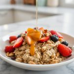 Baked Oats im Airfryer in einer köstlichen Kombination.