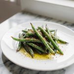 Bohnen in der Heißluftfritteuse für gesundes Essen zubereiten.