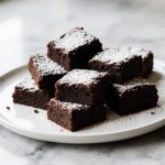 Die besten brownies aus der heißluftfritteuse, saftig und schokoladig.