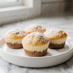 Käsekuchen-Muffins aus der Heißluftfritteuse sind lecker und einfach zuzubereiten.