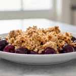 Kirschstreusel im Airfryer – ein saftiger Genuss.