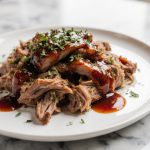 Leckeres Pulled Pork aus der Heißluftfritteuse, perfekt zart und würzig.