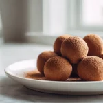 Silvester-Glücksbringer in Form von kleinen Marzipankartoffeln, zubereitet im Airfryer.