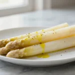 Weißer Spargel aus der Heißluftfritteuse lecker zubereitet.