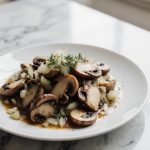 Leckere winterliche Pilzpfanne im Airfryer zubereitet.